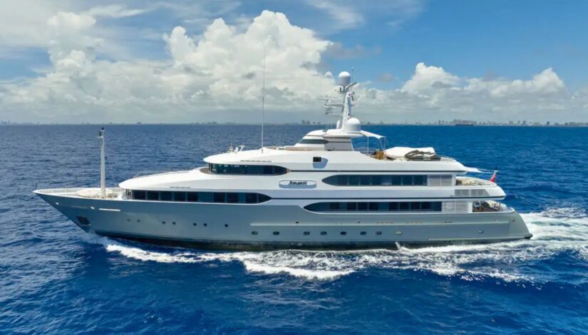 AMANTI: 52M Feadship Masterpiece with Unmatched Quality, Elegance, & Pedigree