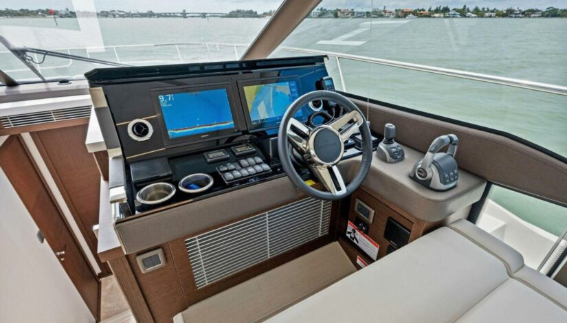 Effortless Precision: The Benefits of Joystick Docking on Yachts