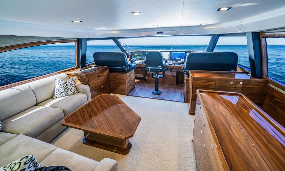 Luxurious Second Salon 