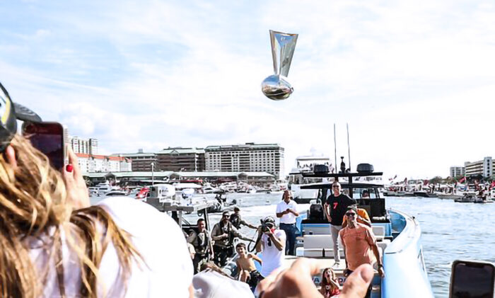 Brady tosses Lombardi trophy to Gronk, aboard 41 Valhalla: The Lombardi Toss